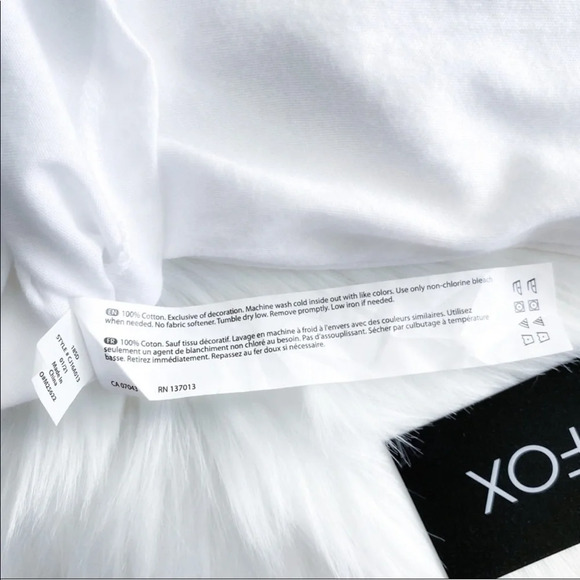 Wildfox Rainbow Coast Keke Beach T-Shirt Tee White Crew Neck NEW Size Small - Picture 9 of 14